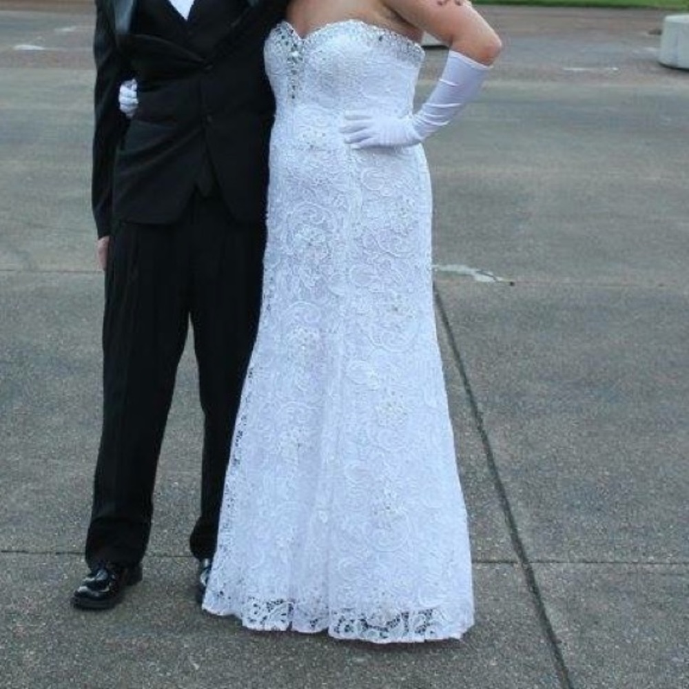 Wedding dress